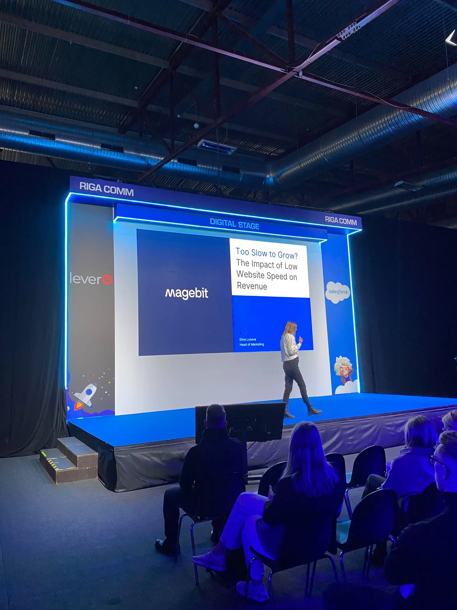 Elīna Loseva presenting 'Too Slow to Grow? The Impact of Low Website Speed on Revenue' on the RIGA COMM 2024 Digital Stage