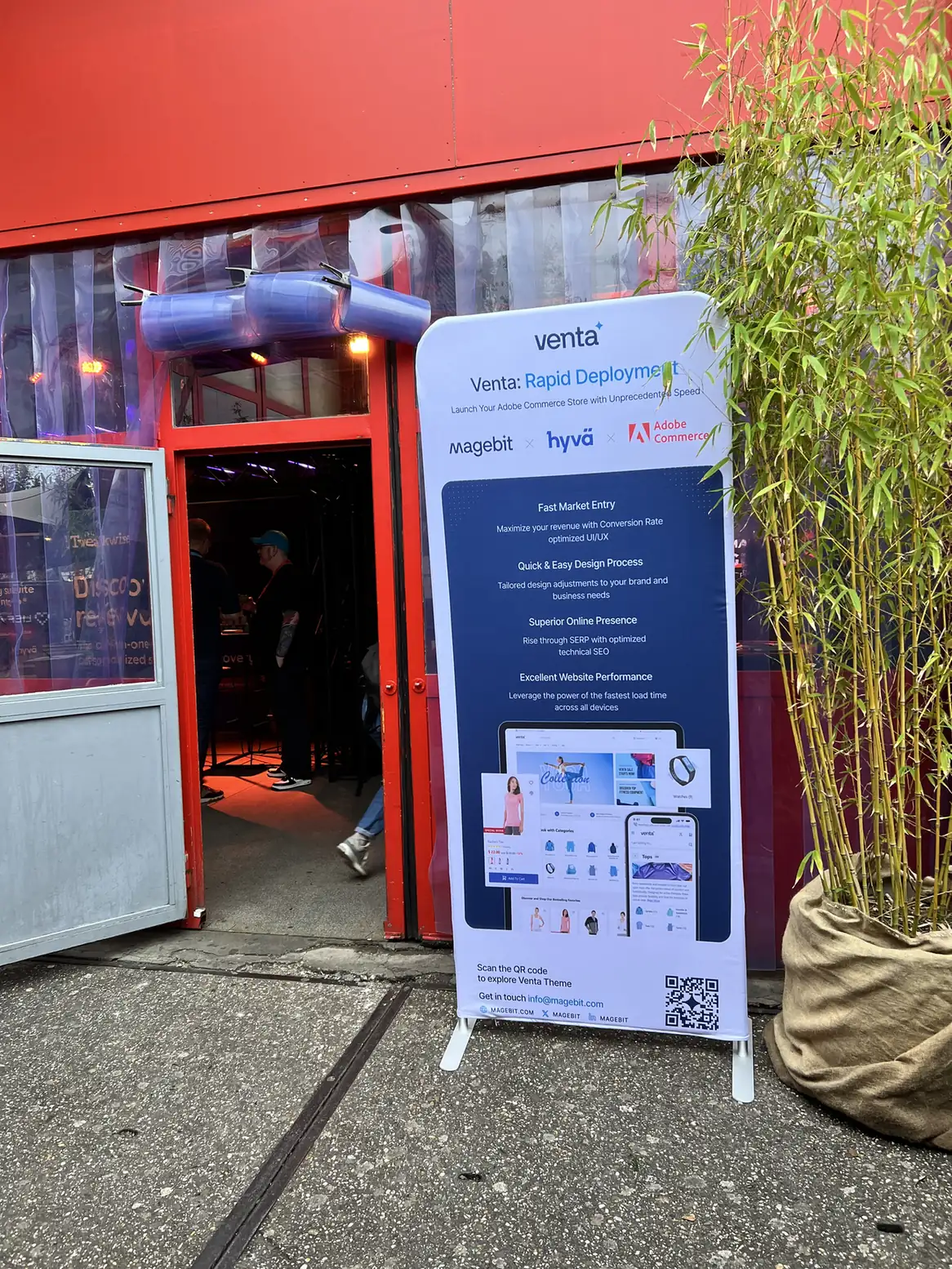 Venta Rapid Deployment banner at the venue entrance of Meet Magento Netherlands 2024